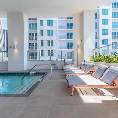 Downtown Miami Condos By Lua Host Екстер'єр фото