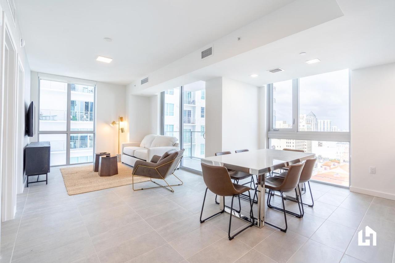 Downtown Miami Condos By Lua Host Екстер'єр фото