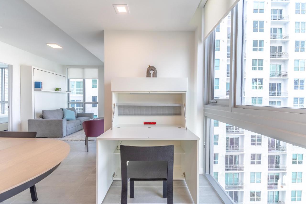 Downtown Miami Condos By Lua Host Екстер'єр фото