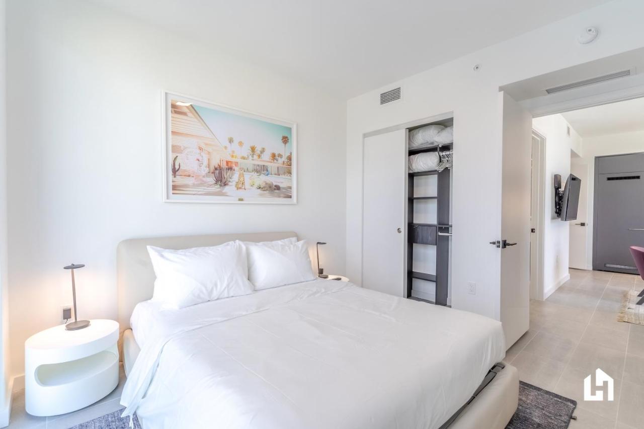 Downtown Miami Condos By Lua Host Екстер'єр фото