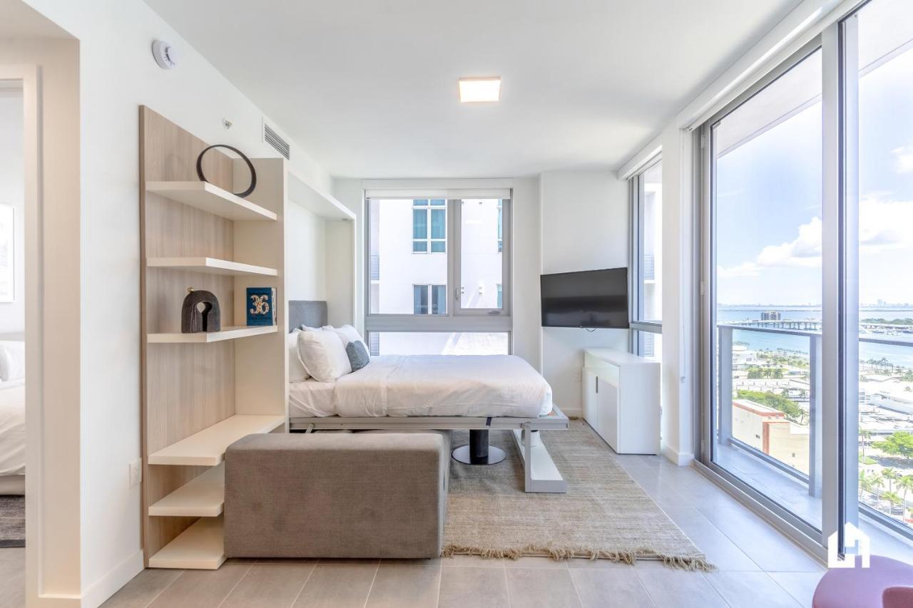 Downtown Miami Condos By Lua Host Екстер'єр фото